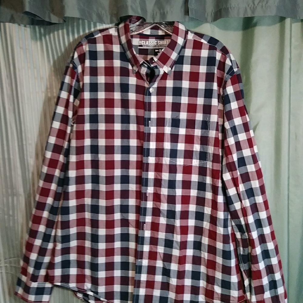 Old Navy plaid shirt